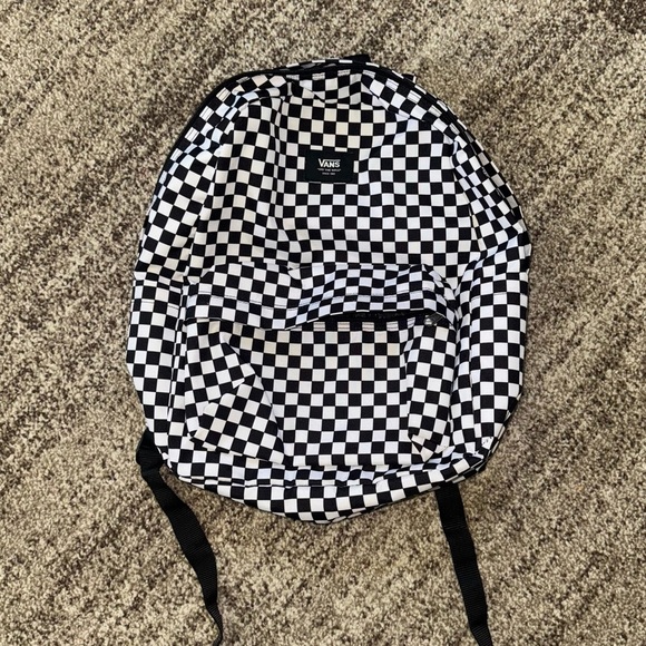 VANS CHECKERED BLACK WHITE SCHOOL BACKPACK NWOT EXCELLENT CONDITION - Picture 1 of 6